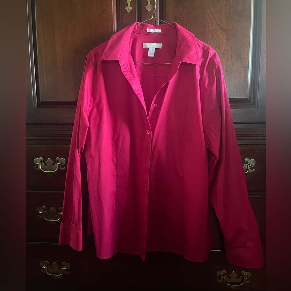 Chico’s size 3 no iron blouse raspberry colored